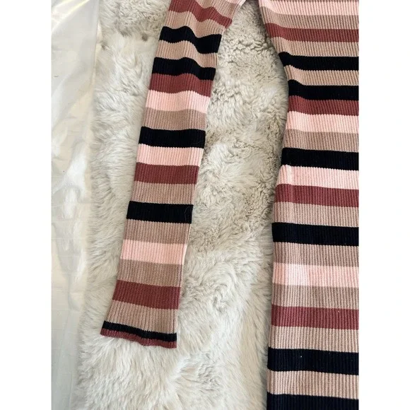 Derek Heart ribbed knit bodycon dress with long sleeves Size‎ S - Picture 4 of 15